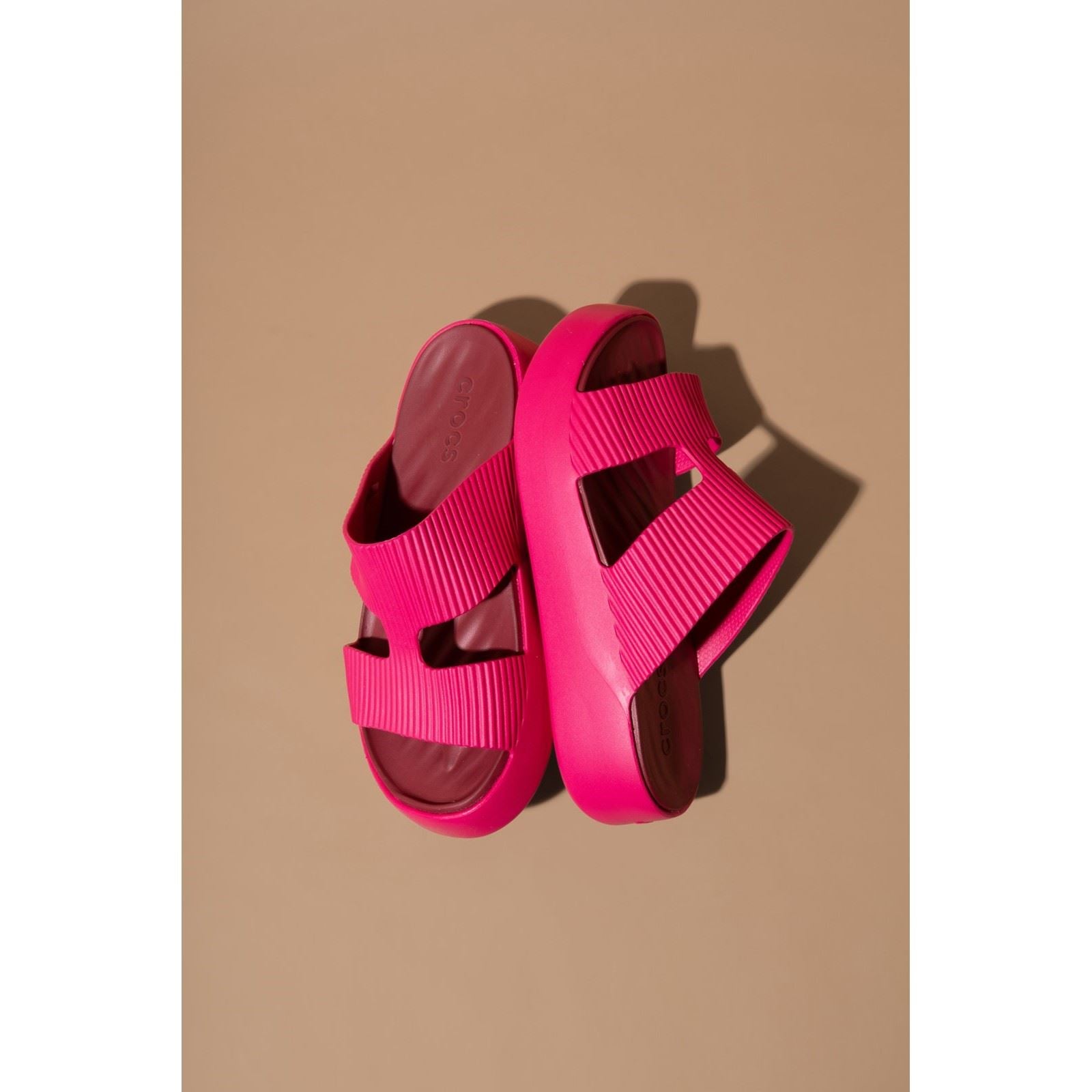 Crocs Getaway Platform Synthetic Women's Dragon Fruit Sandals