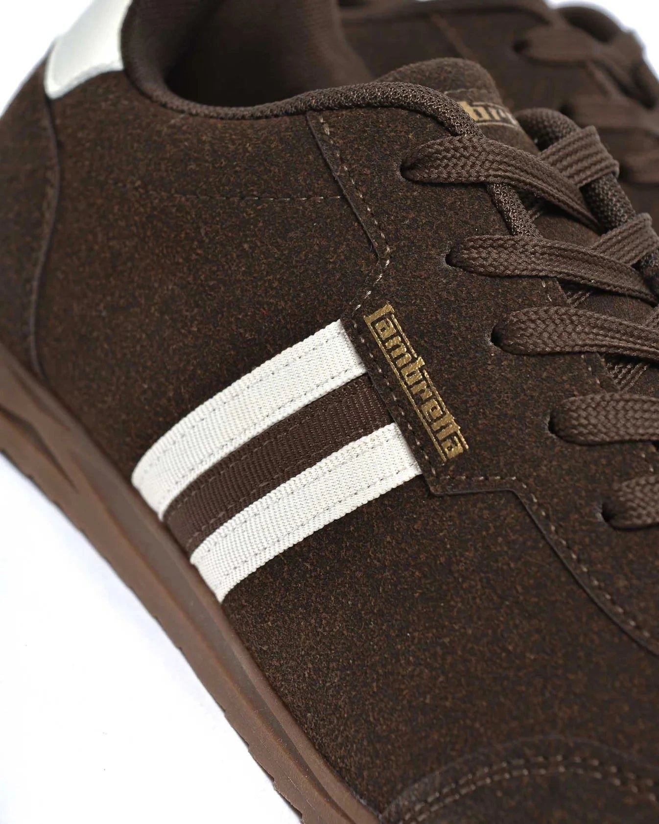 Lambretta Tackle Men's Chocolate Trainers