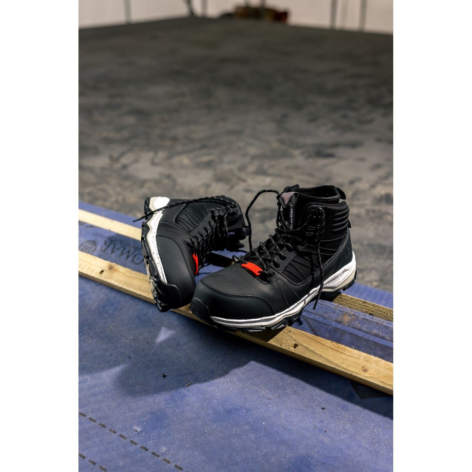 Hard Yakka Neo 2.0 Microfiber Black Safety Boots