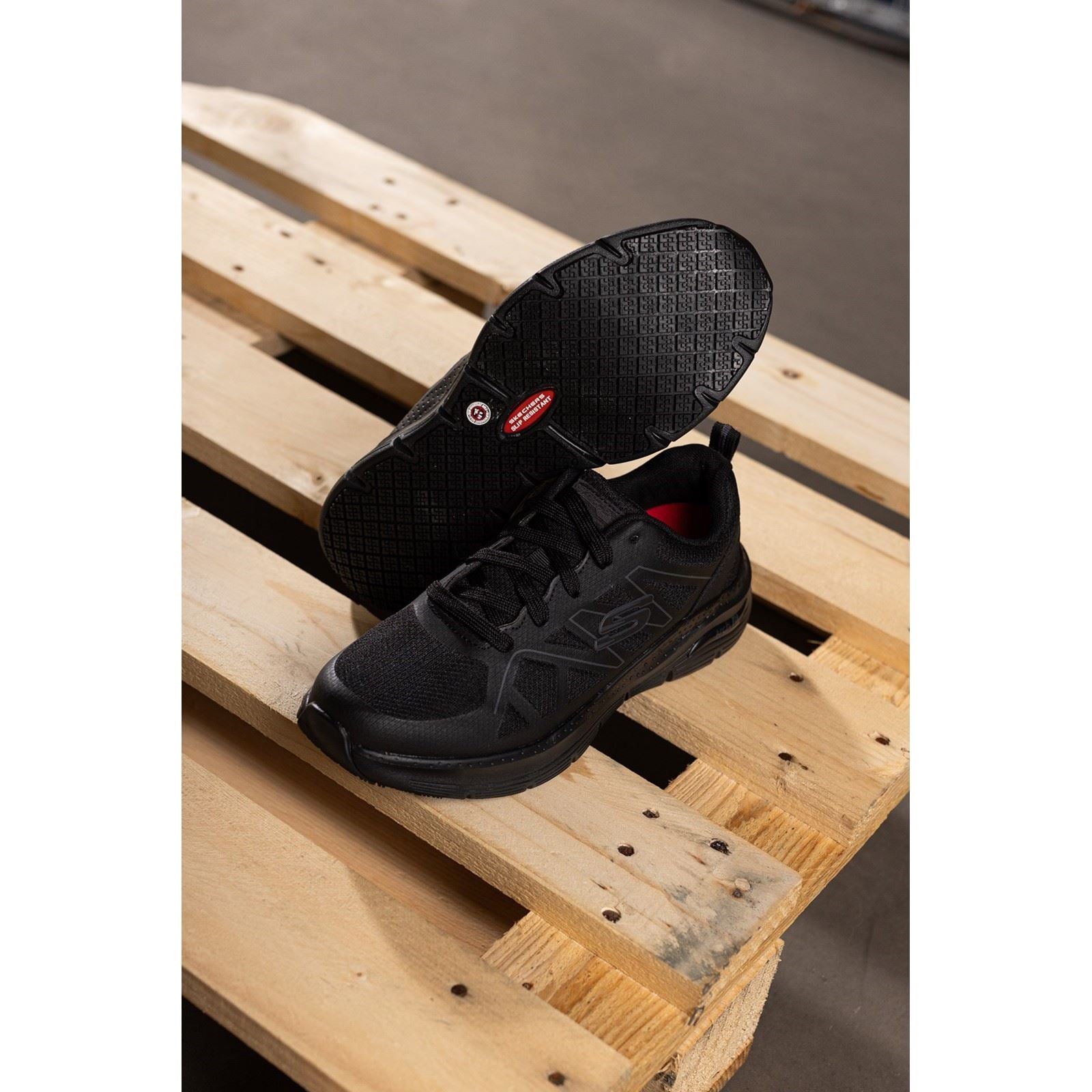 Skechers Workwear Arch Fit SR Axtell Polyester Men's Black Safety Trainers