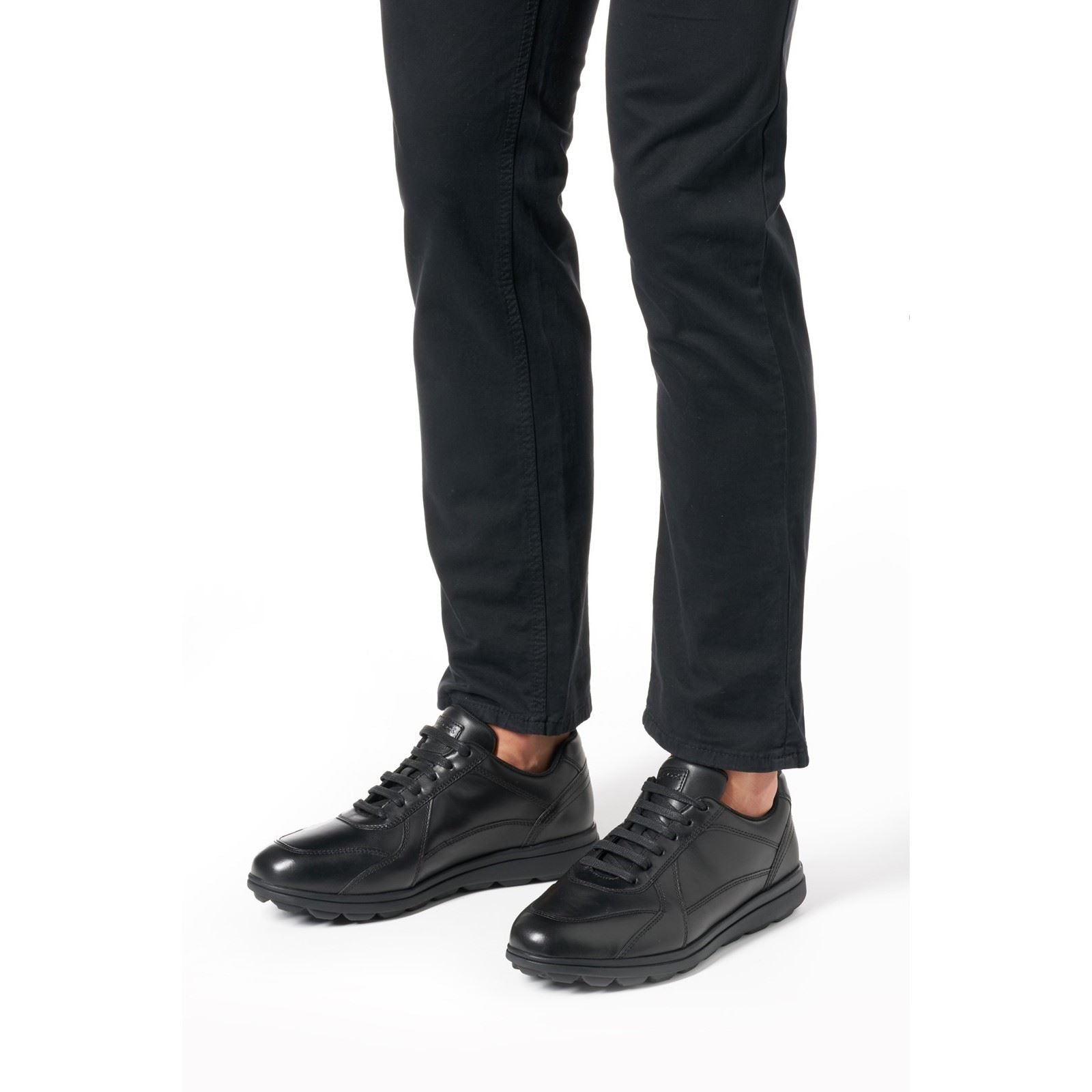 Geox U SPHERICA EC12 Leather Bovine Full Grain Men's Black Trainers