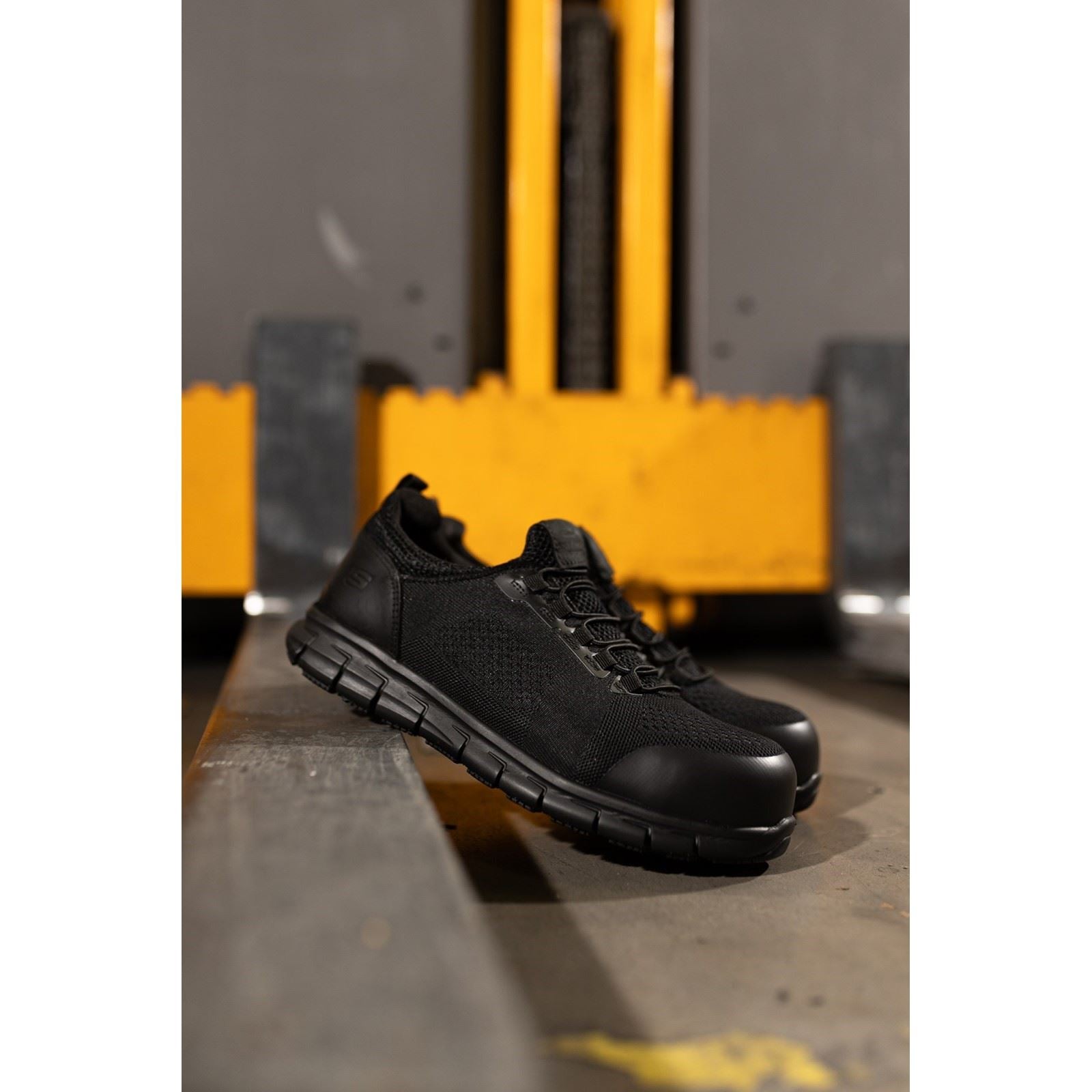 Skechers Workwear Synergy Omat Men's Black Safety Trainers