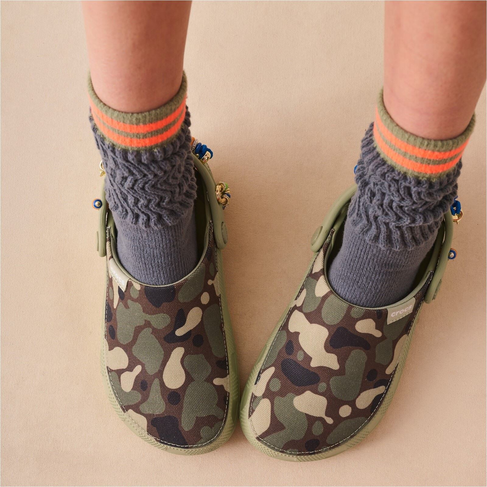 Crocs Classic Crafted Camo Textile Blend Men's Tac Green Clogs