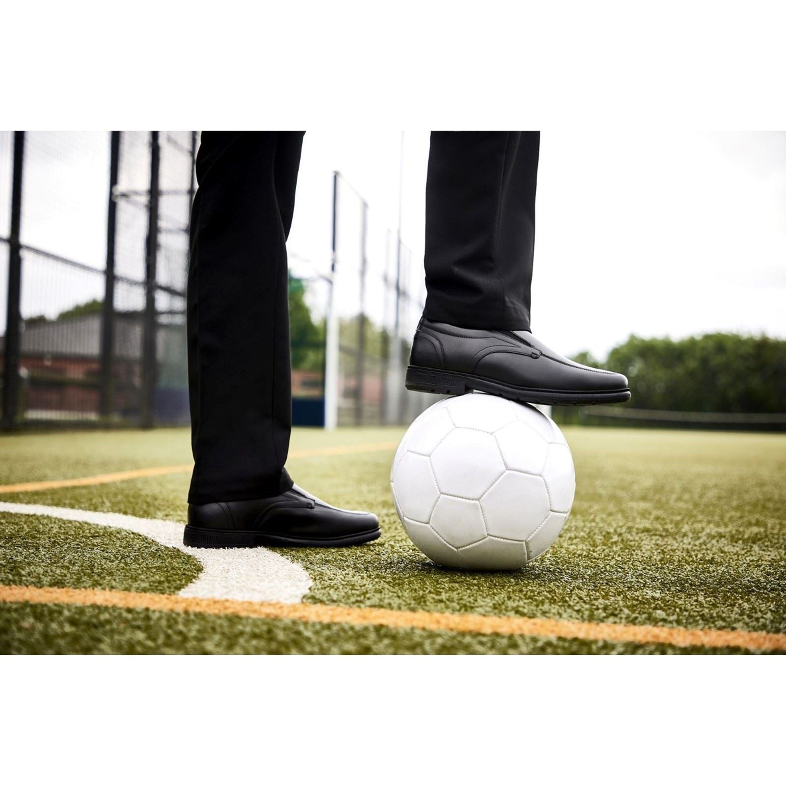 Pod Carpenter Leather Boys's Black Loafers