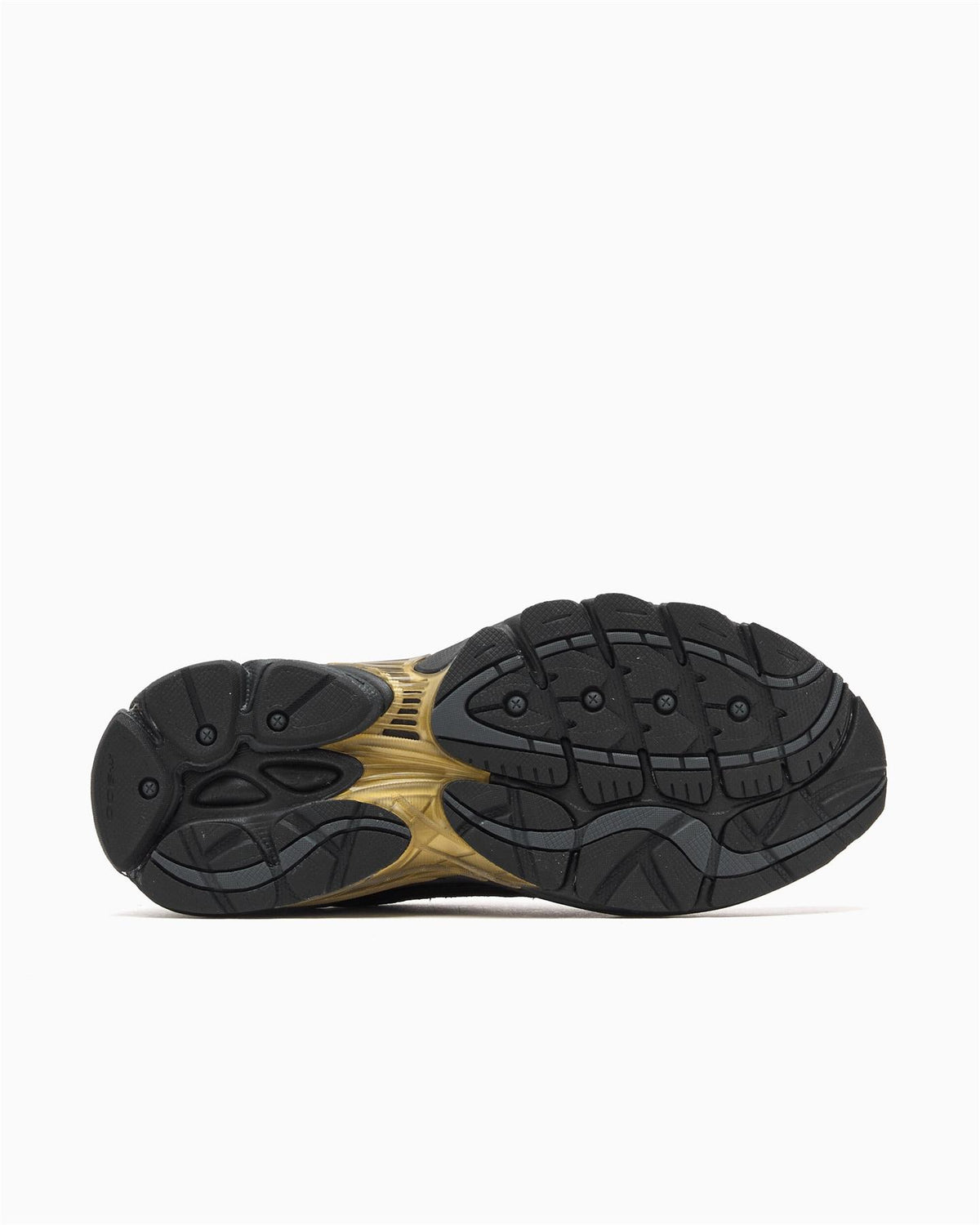Saucony Progrid Omni 9 Armor Black/Gold Trainers