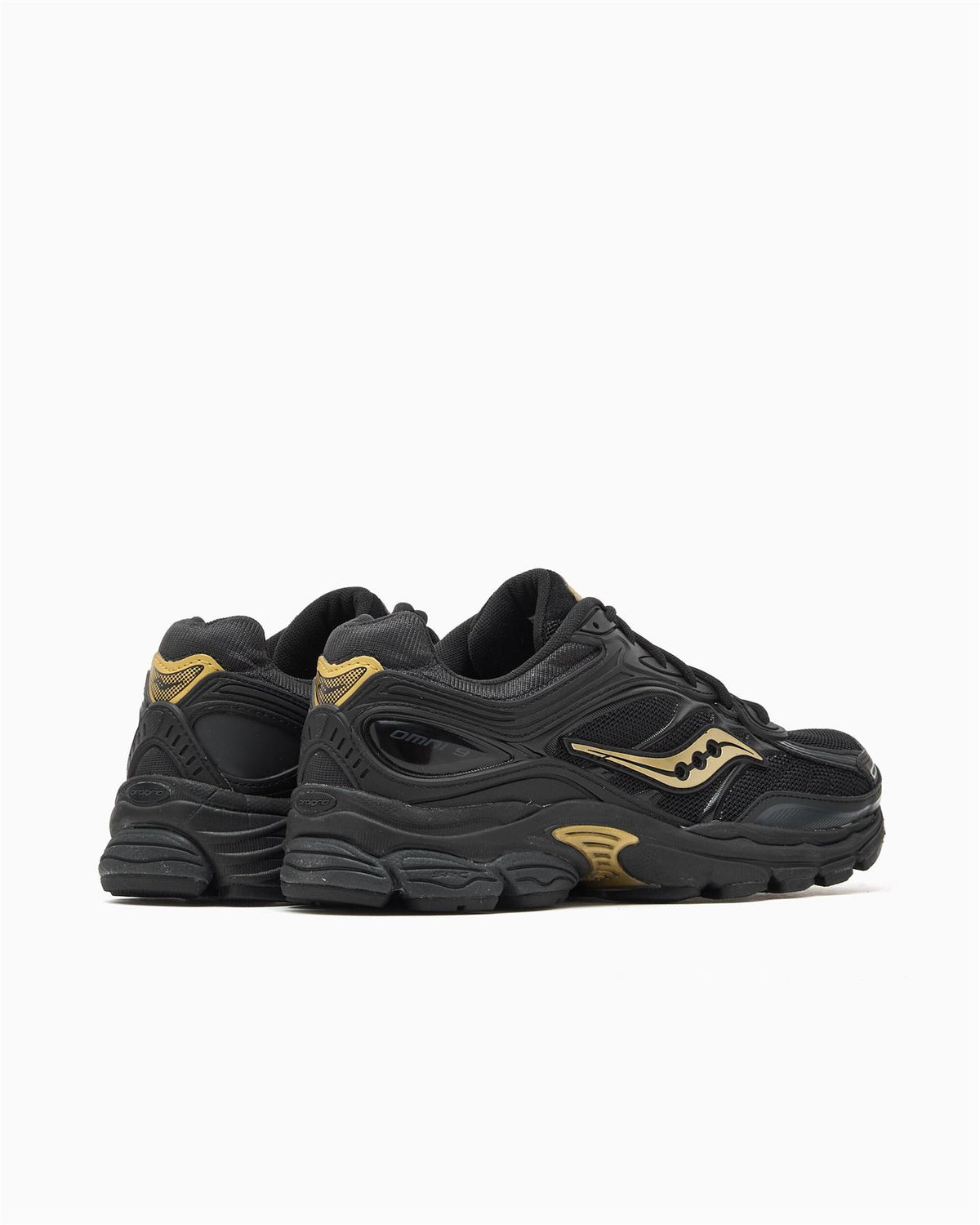 Saucony Progrid Omni 9 Armor Black/Gold Trainers