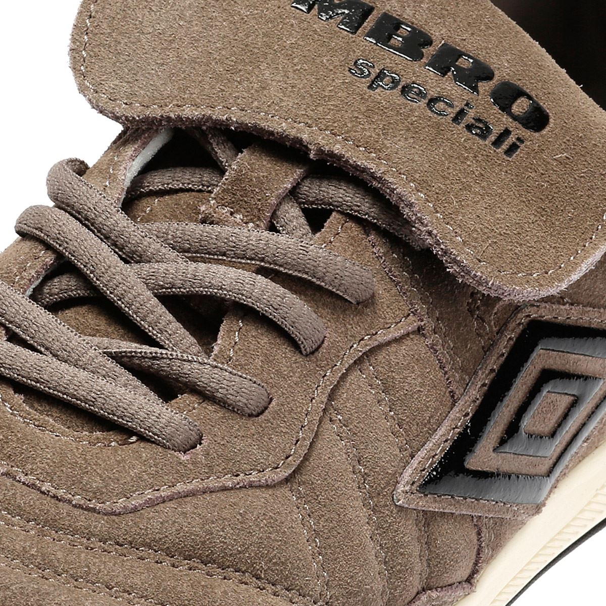 Umbro Speciali TR Suede Nickel/Black/White Trainers