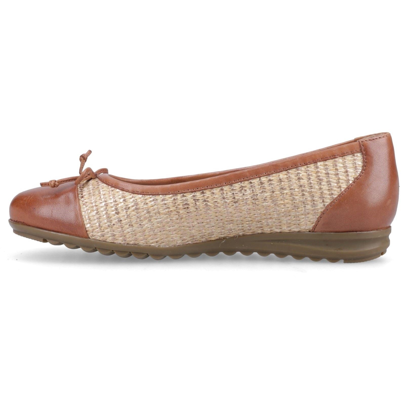 Hush Puppies Laurie Toe Cap Leather Women's Tan Standard Flats