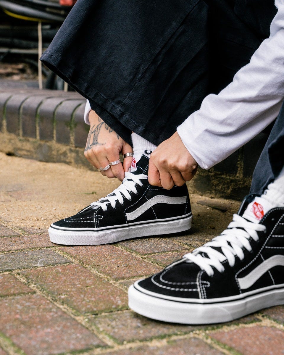 Vans SK8 Hi Black / White Trainers