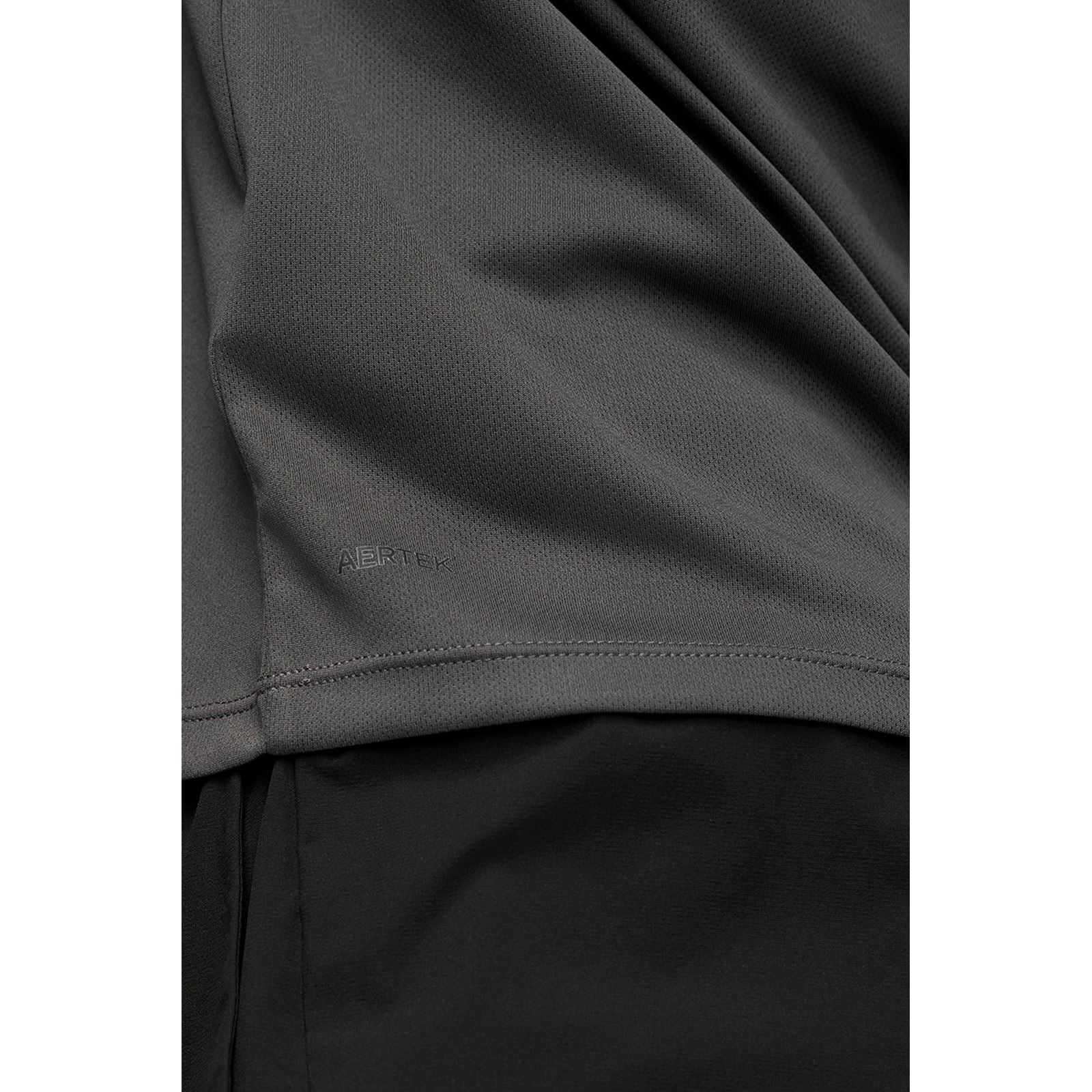 Castore Adapt Training 1/4 Zip Top Synthetic Men's Grey