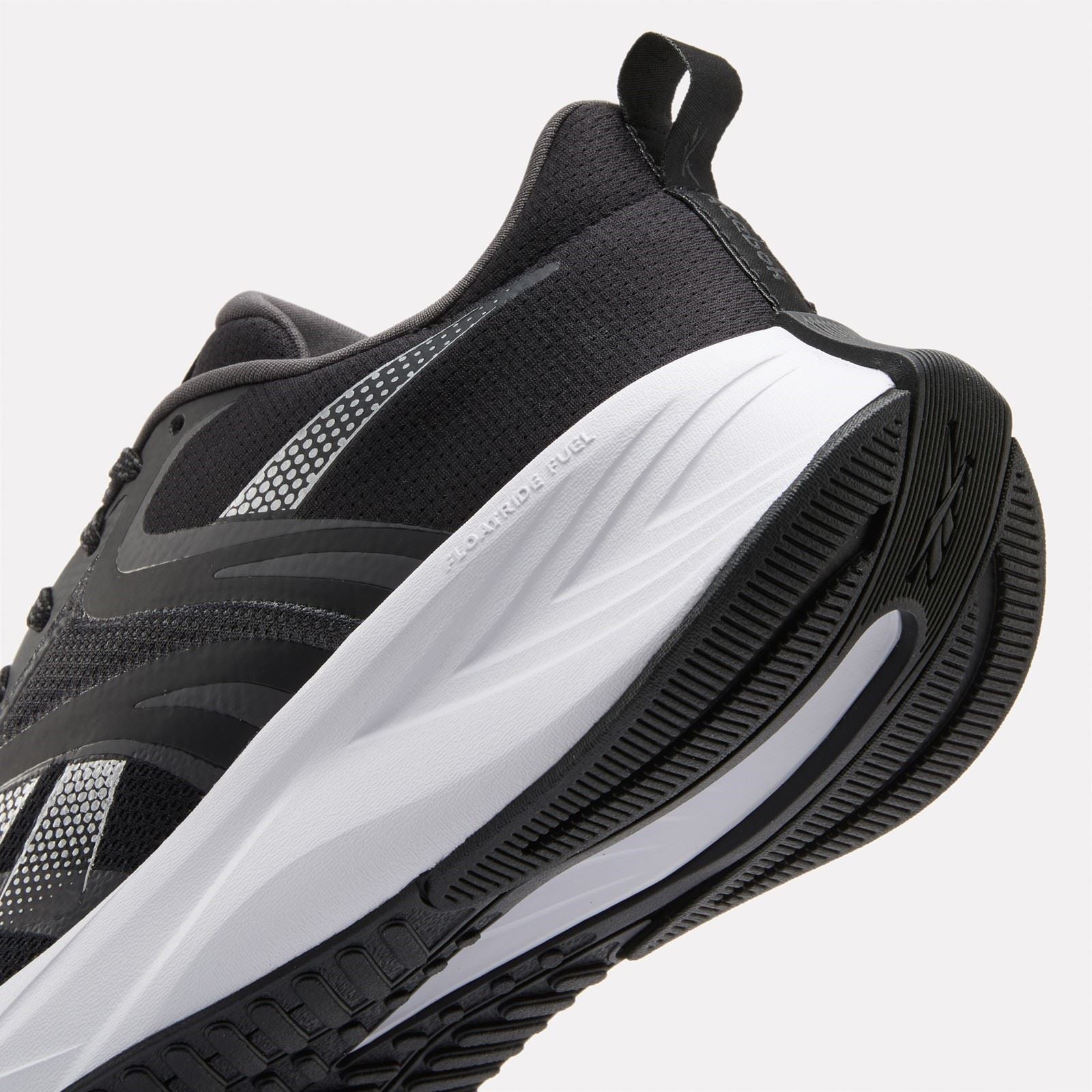 Reebok Energen Tech Plus 3 Textile Women's Black/WHITE Trainers