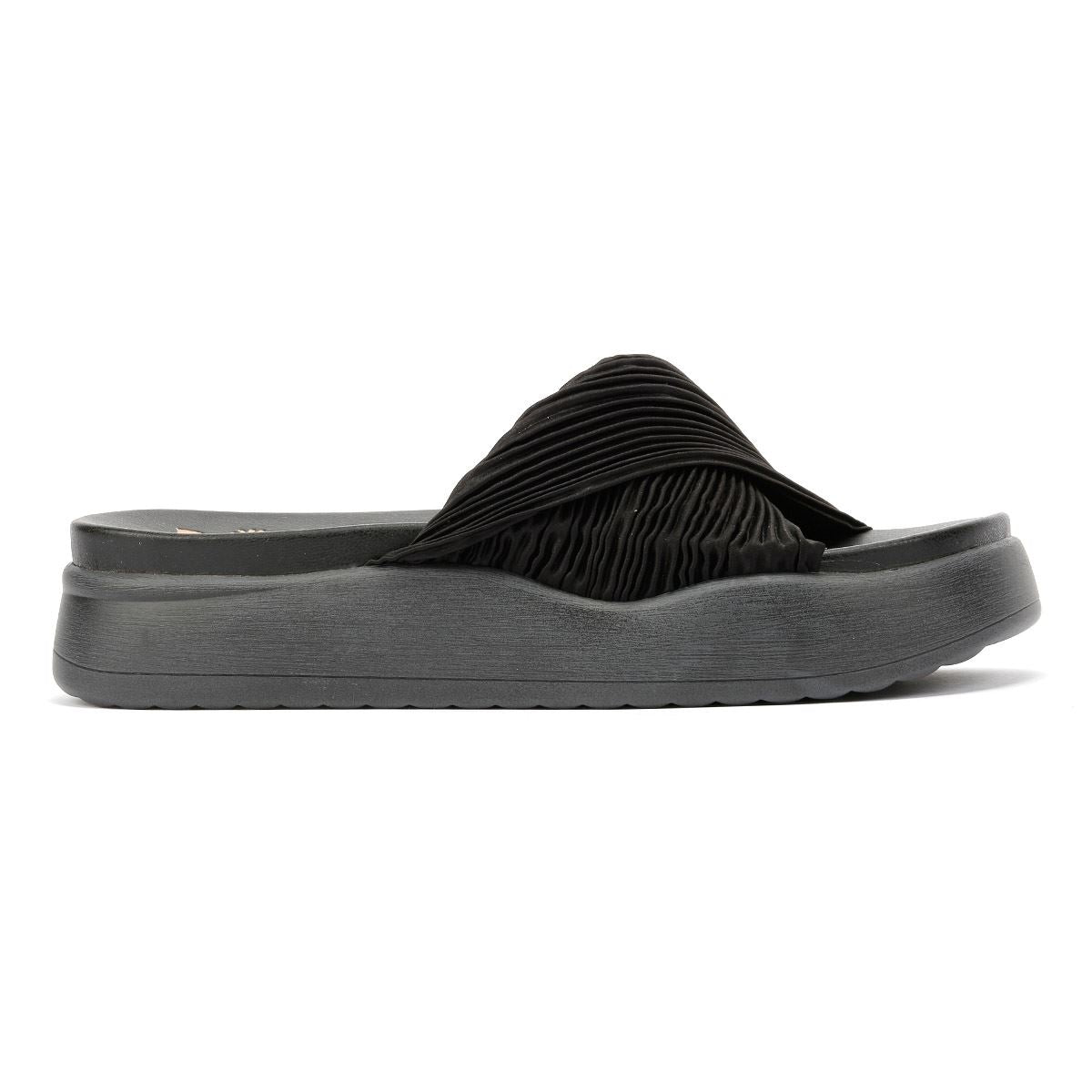 Desert Fleur Gabbro Pleated Satin Women's Black Sandals