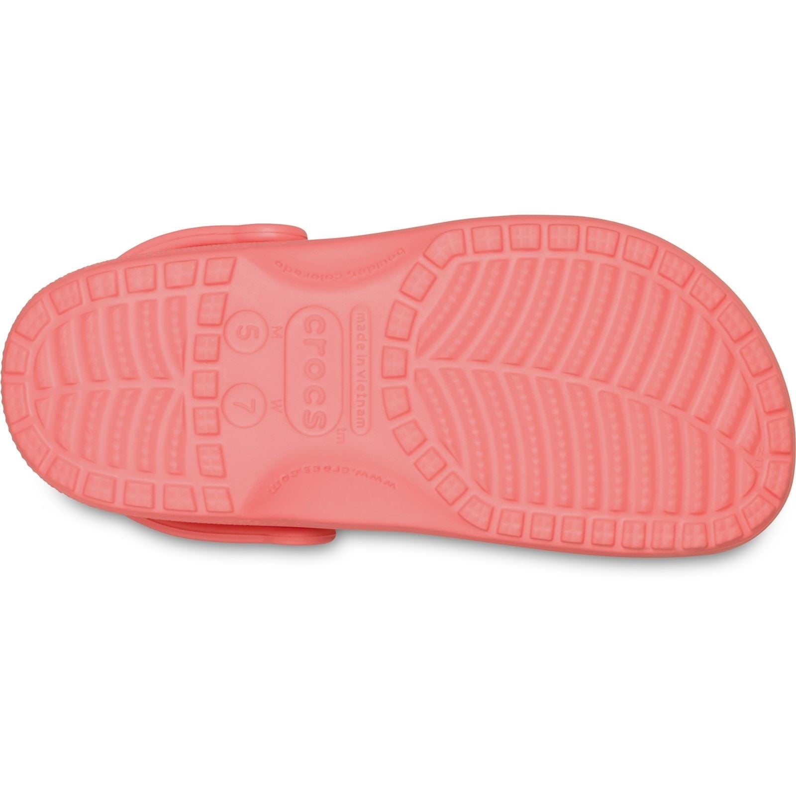Crocs Classic Clog Thermoplastic Women's Guava Clogs