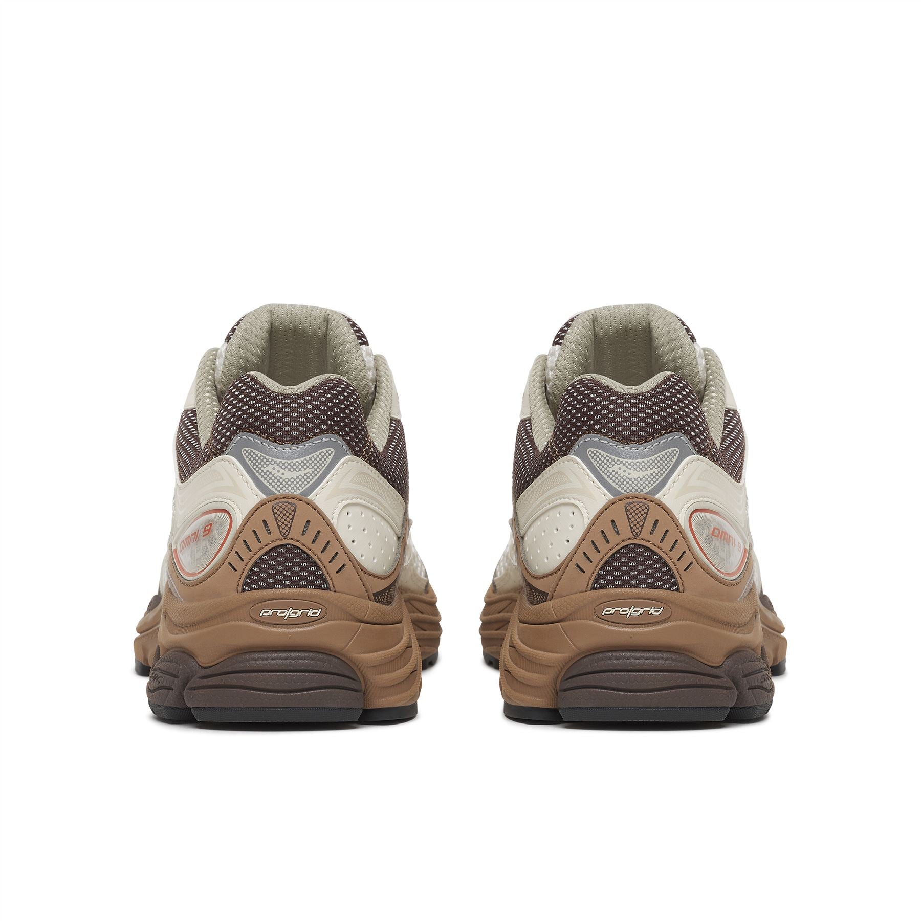 Saucony Progrid Omni 9 Matte Almond/Coca Trainers