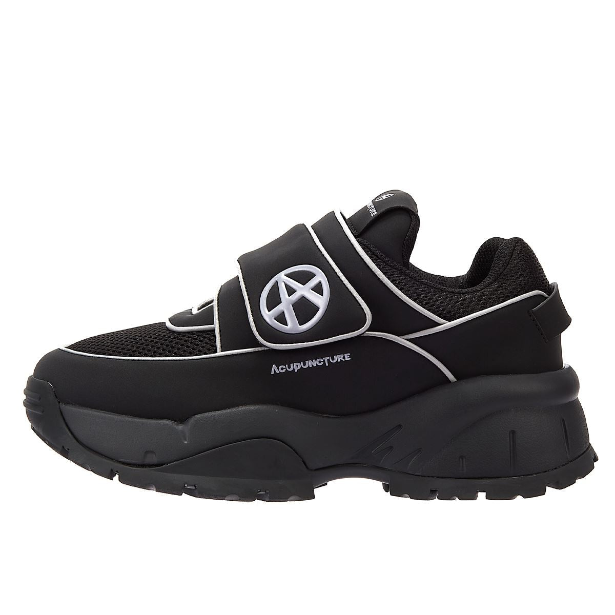 Acupuncture Beefer Black Trainers