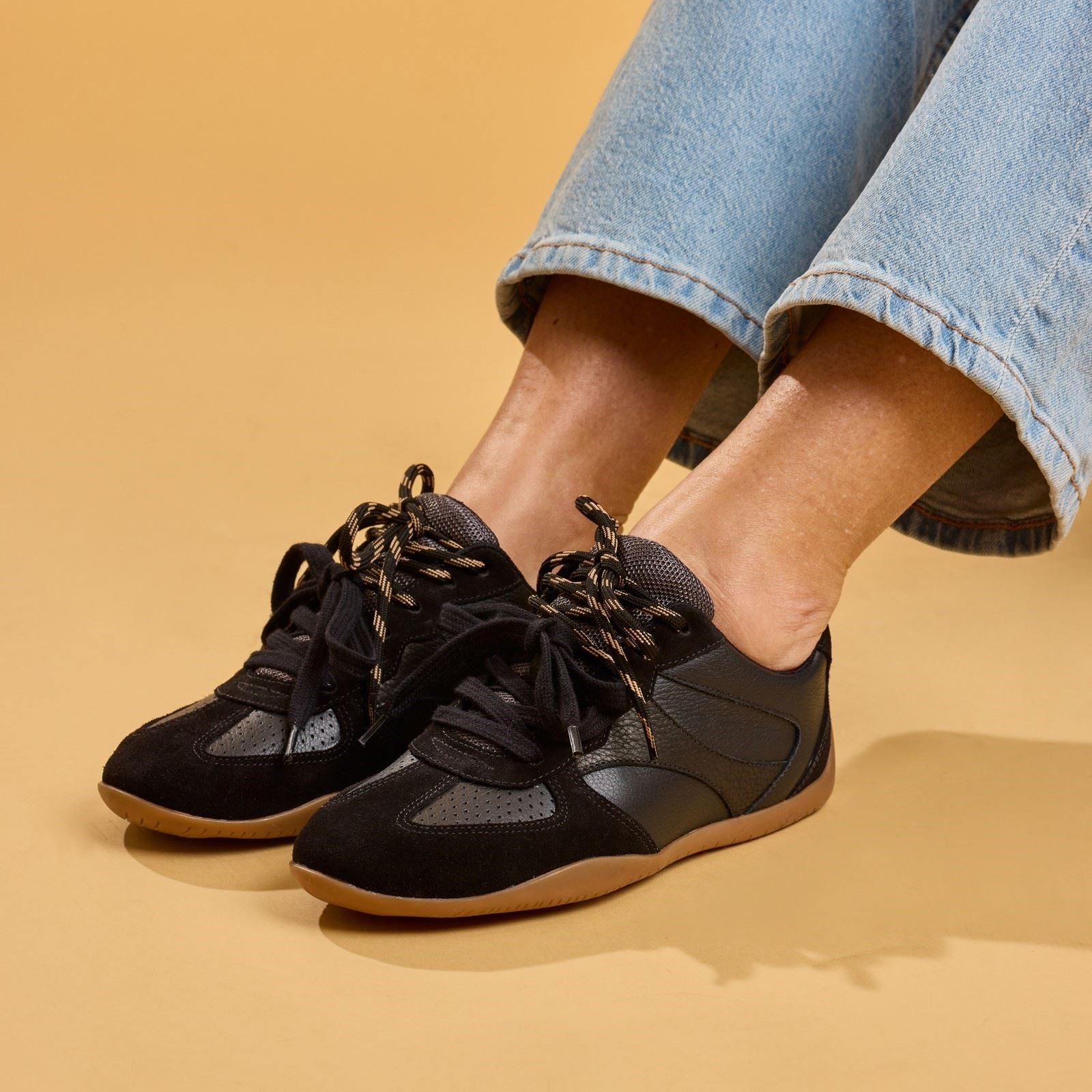 Hush Puppies Jovie Leather Women's BLACK Trainers