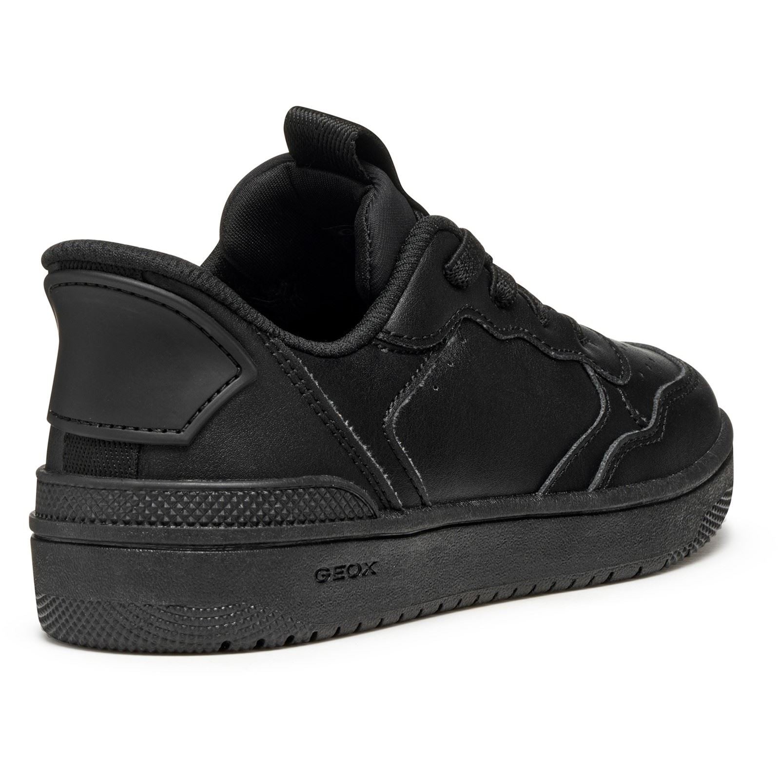 Geox J Washiba Fast In Boy's Black Trainers