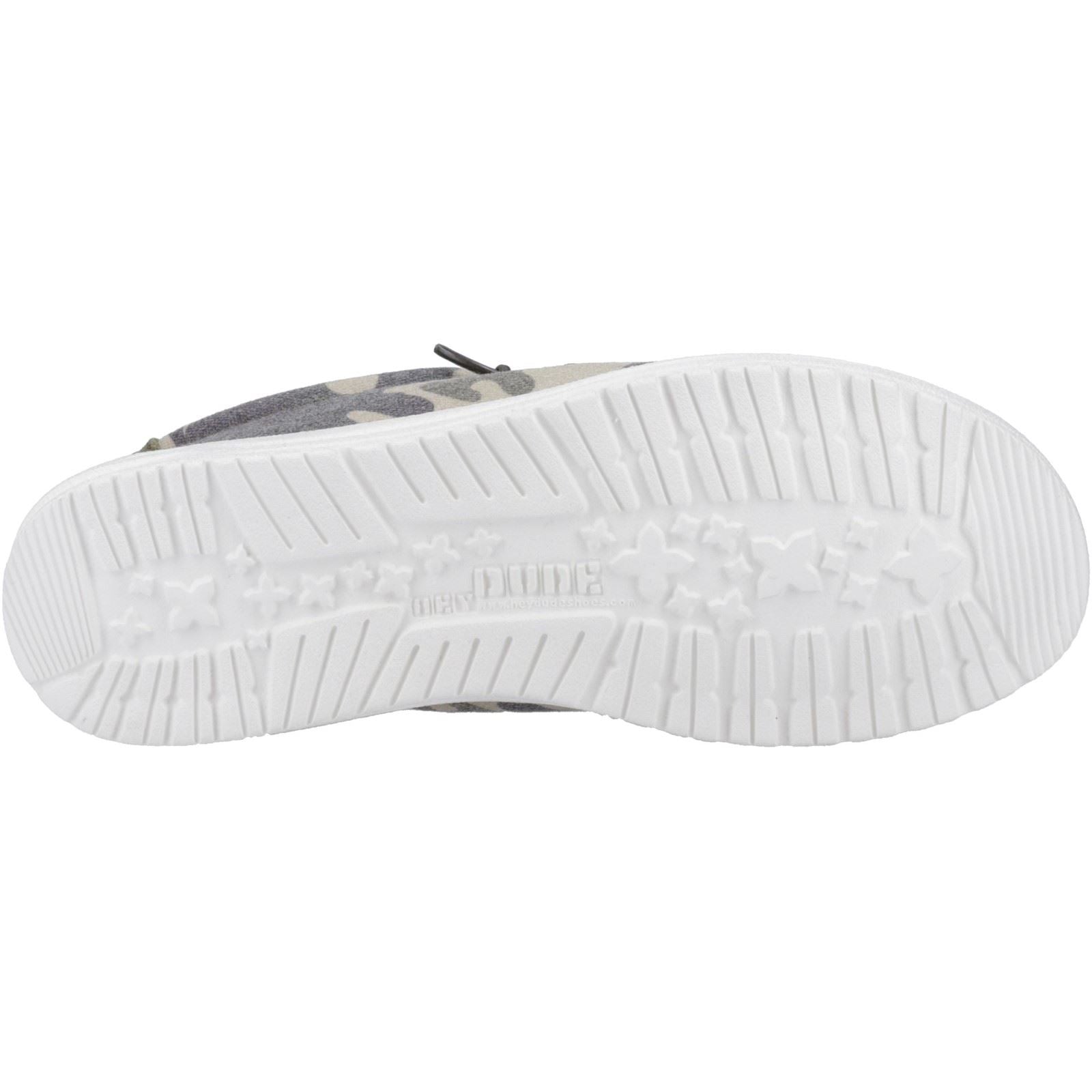 HEYDUDE Wally Washed Camo Synthetic Men's Camo Boat Shoes