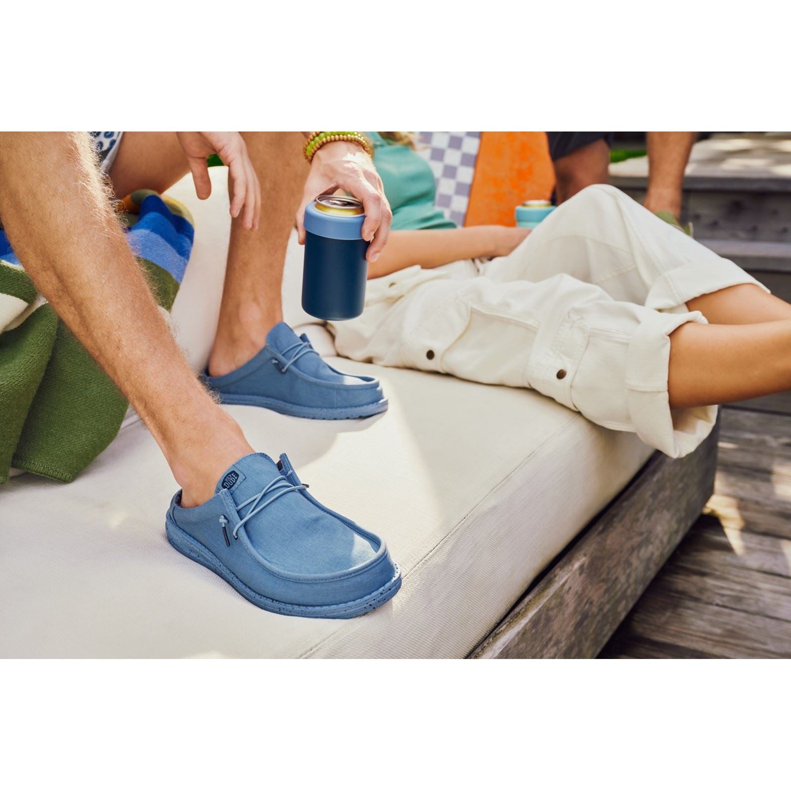 HEYDUDE Wally Slip Canvas 100% Cotton Men's Elemental Blue Slippers