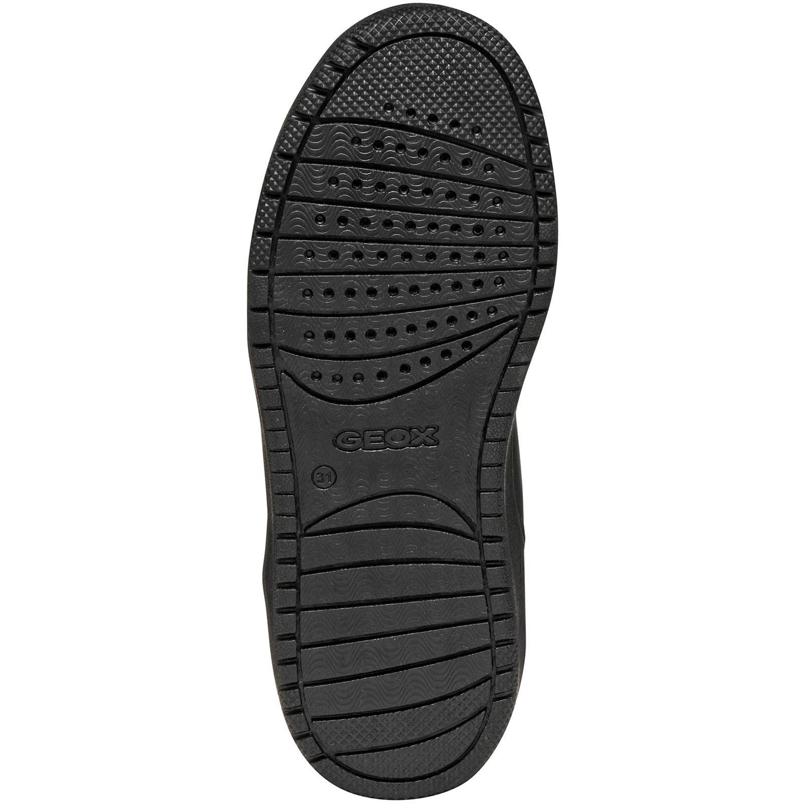 Geox J Washiba Fast In Boy's Black Trainers