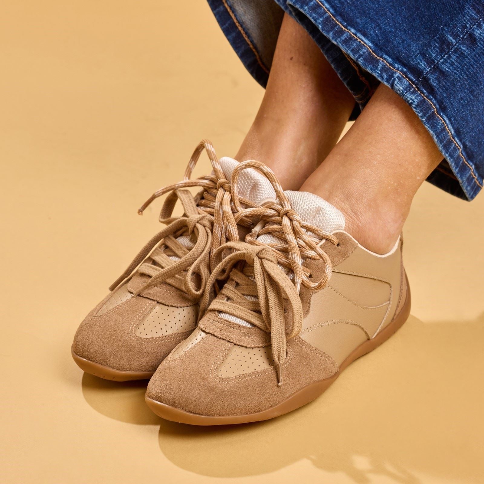 Hush Puppies Jovie Leather Women's LIGHT TAN Trainers