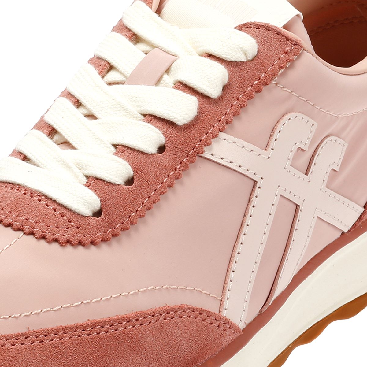 FitFlop RETRO-Q X PANTONE Suede Trainers